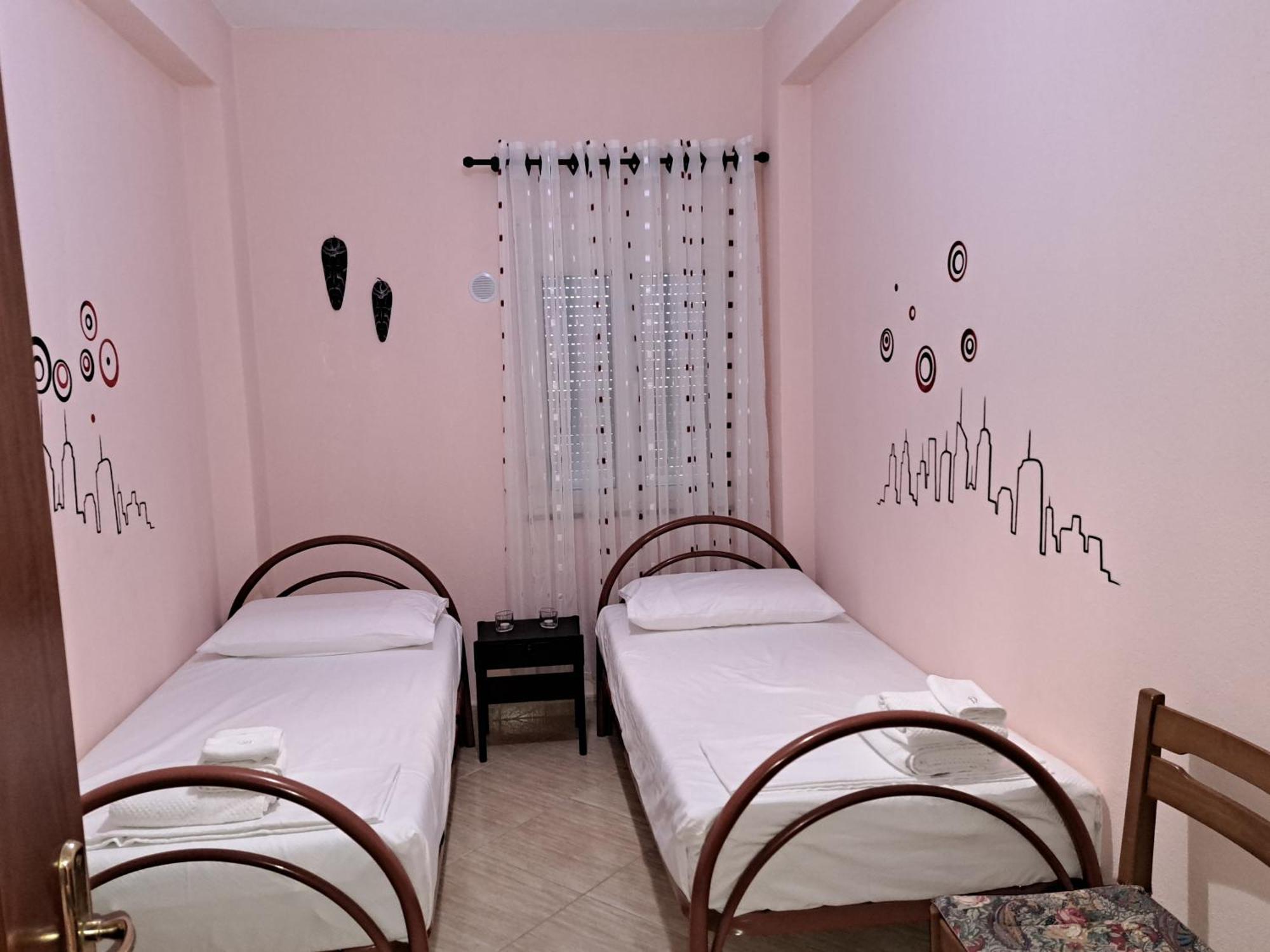 ドゥラスLumturi Residentアパートメント 部屋 写真